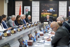 رئيس الوزراء: إجراءات إدارية ومالية لتخفيف الأعباء عن الموظفين العموميين