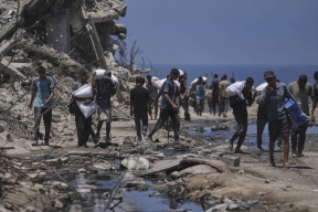 Palestinian government appeals to the international community to uphold its responsibilities and pressure for the opening of crossings with the Gaza Strip