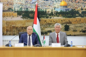 عصفور: الأوضاع في فلسطين تحتم علينا جميعاً بذل أقصى الجهود لتعزيز الصمود على أرض الوطن