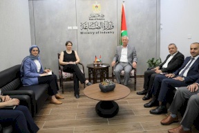 ‎وزير الصناعة يبحث مع الممثلية الألمانية سبل تعزيز التعاون الصناعي والاقتصادي