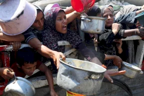 الصليب الأحمر يدعو إلى التحرك العاجل لوقف المعاناة المتفاقمة في قطاع غزة