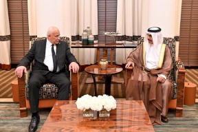 وزير الداخلية يلتقي نظيره البحريني لبحث تعزيز وتطوير آليات التعاون الثنائي