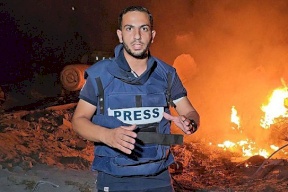 استشهاد الصحافييْن أنس الشريف ومحمد قريقع بقصف خيمة صحافيين بمدينة غزة