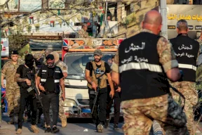 المونيتور: لبنان على حافة الهاوية