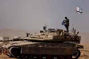 The Israeli Army Awaits the 'Green Light' to Invade Gaza City and Moves to Legalize It