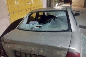 مستوطنون يقطعون أشجار زيتون بعقربا ويحطمون 3 مركبات في جوريش جنوب نابلس 