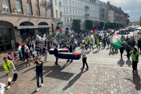 تظاهرة في السويد احتجاجا على استمرار الهجمات الإسرائيلية على قطاع غزة ولبنان