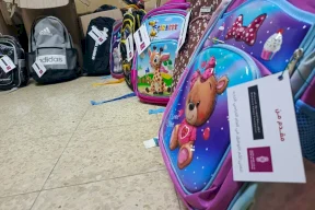 להקל על העומסים הכלכליים על משפחות התלמידים.. בנק פלסטין מציע תיקים ואביזרים לבית הספר בכל המחוזות לציון תחילת שנת הלימודים החדשה