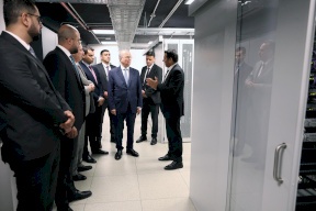 مصطفى يتفقد وزارة الاتصالات لمتابعة سير تنفيذ مبادرة التحول الرقمي