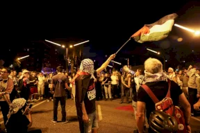 Manifestations dans des villes européennes suite à l'interception par l'occupation de la Flotte de la Résilience