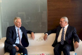 Sheikh Discusses with Blair the Day After the War in Gaza