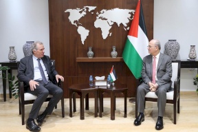 رئيس الوزراء الفلسطيني يبحث مع مبعوثيّن أوروبي وسويسري ترتيبات ما بعد الحرب وجهود الإغاثة وإعادة الإعمار