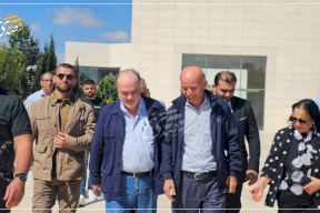 بعد إعادته لصفوف "فتح".. ناصر القدوة يصل رام الله ويتجه لضريح عرفات