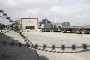 إسرائيل تُقرّر وقف إدخال المساعدات وإغلاق جميع المعابر مع قطاع غزة