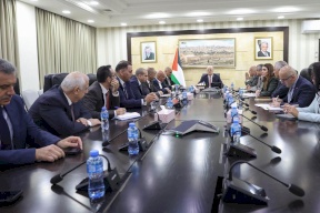 مصطفى يشدد على دور القطاع الخاص في الانخراط بجهود التعافي والإعمار في غزة