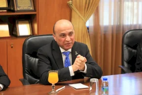 رئيس الوزراء يوافق على استقالة وزير النقل والمواصلات