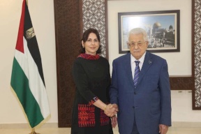 وصول السفيرة الرمحي إلى أبوظبي لتسلّم مهامها سفيرةً لدولة فلسطين لدى الإمارات
