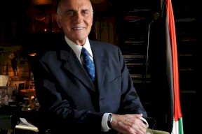 جامعة القدس تسلط الضوء على مسيرة منيب المصري: الرقم الصعب في التاريخ الفلسطيني