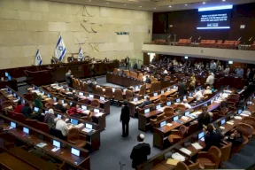 الكنيست يصدّق بالمناقشة التمهيدية على قانون فرض السيادة الإسرائيلية على الضفة