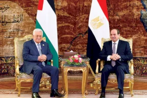 الرئيس يتسلّم دعوة رسمية من الرئيس المصري للمشاركة في افتتاح المتحف المصري