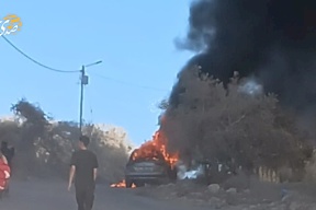 الاحتلال ومستعمروه يهاجمون كفر قدوم شرق قلقيلية ويحرقون مركبتين