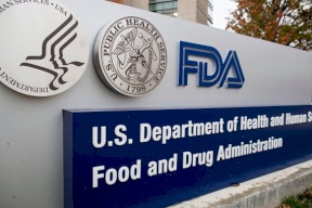 رئيس مركز الأدوية التابع لإدارة الغذاء والدواء الأميركية يقدم استقالته بغتة