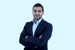 عيسى فواضله يحصل على لقب "المحلل المالي المعتمد" من معهد CFA الأميركي