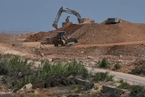 لبنان يقدم شكوى ضد إسرائيل لبنائها جداراً يتخطى "الخط الأزرق"