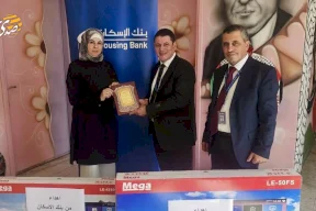 ضمن مبادراته لدعم قطاع التعليم بنك الإسكان يقدّم شاشات تعليمية لمدرسة علي خليل حمد في نابلس 