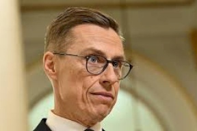 الرئيس الفنلندي: عاجلاً أم آجلاً أوروبا ستضطر للتفاوض مباشرة مع روسيا