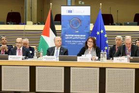 مصطفى خلال اجتماع المانحين في بروكسل يدعو للضغط لافراج إسرائيل عن عائدات المقاصة