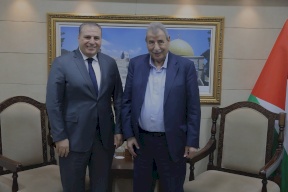 خوري يبحث مع السفير الأردني ترتيبات عيد الميلاد في الأراضي المقدسة     