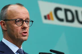 المستشار الألماني سيجري زيارة لإسرائيل خلال ديسمبر المقبل يلتقي خلالها مع نتنياهو