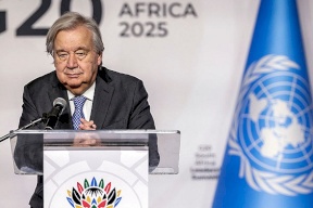 غوتيريش يطالب بالسماح بدخول مساعدات كافية تنقذ الأرواح في غزة