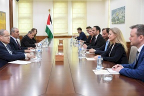 الشيخ يبحث مع ممثلي الدول الأوروبية E4 الاستحقاقات السياسية المترتبة على المرحلة المقبلة