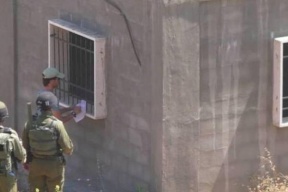 الاحتلال يخطر بوقف البناء بمنزل شمال شرق بيت لحم