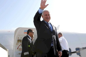 رغم مذكرة التوقيف: طائرة نتنياهو تعبر أجواء 3 أطراف بالجنائية الدولية