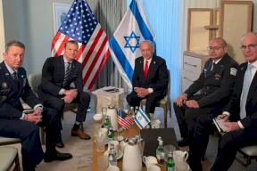 قبل لقاء ترمب.. نتنياهو يجتمع مع وزيري الحرب والخارجية الأميركيين