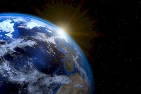 حين تقترب الشمس من الأرض أكثر في يناير