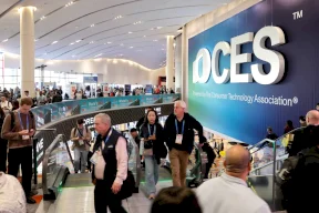 من الجوالات القابلة للطي إلى الروبوتات الذكية... أبرز ما لفت الأنظار في «CES 2026»