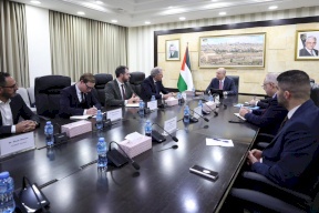 مصطفى يبحث مع المبعوث الأوروبي لعملية السلام المستجدات السياسية والأوضاع الميدانية