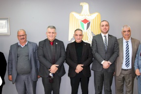 البنك الإسلامي الفلسطيني وسلطة الطاقة والموارد الطبيعية يبحثان تعزيز التعاون المشترك