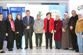 مؤسسة نُعلّم لفلسطين تسلم عدداً من أجهزة الحاسوب المحمولة إلى المعهد الوطني للتدريب التربوي  بدعم من بنك فلسطين 