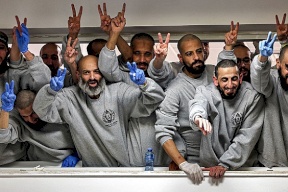 تقرير حقوقي: اتباع نمط خطير من العنف الجنسي في مراكز الاحتجاز والسجون الإسرائيلية