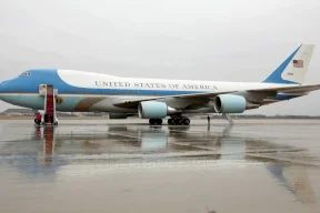 ترامب ينطلق مجددا نحو دافوس إثر عطل "بسيط" في طائرته