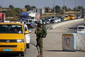 Occupation closes several entrances to Bethlehem and the "Container" checkpoint