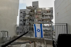 إسرائيل تسارع لمنع أي اتفاق بين أمريكا وإيران وتهدد بتحرك عسكري منفرد