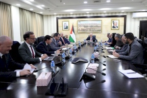 مصطفى يلتقي مسؤولين دوليين ويحذر من خطورة مشاريع ومخططات الضم والتوسع الاستيطاني