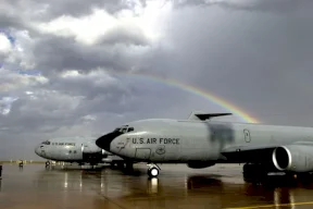 شحنات عسكرية نحو القوقاز.. هل تطوق أمريكا جبهة إيران الشمالية؟