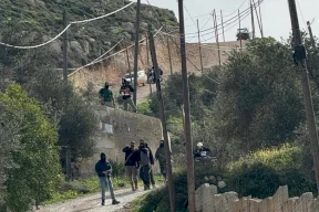 محدث:: إصابات واعتقالات في اعتداءات للاحتلال والمستعمرين بالقدس والضفة